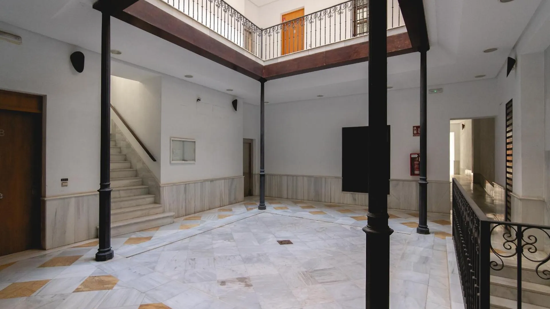 Estudio La Casa Del Museo Seville Apartment